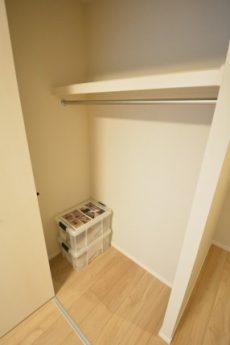 洋室約7.2帖収納