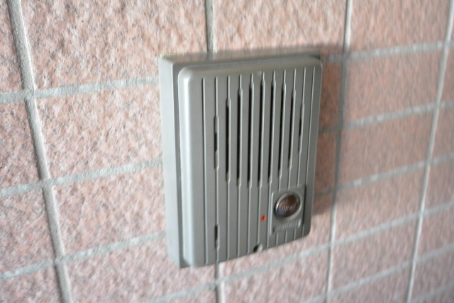 インターフォン