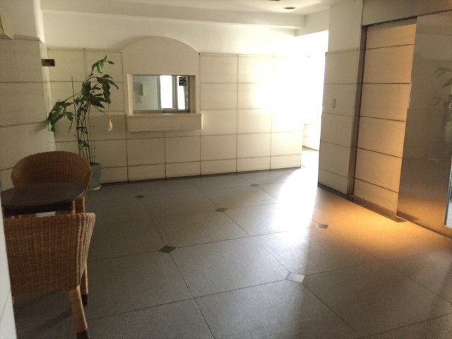 エルシオン上祖師谷　エントランス