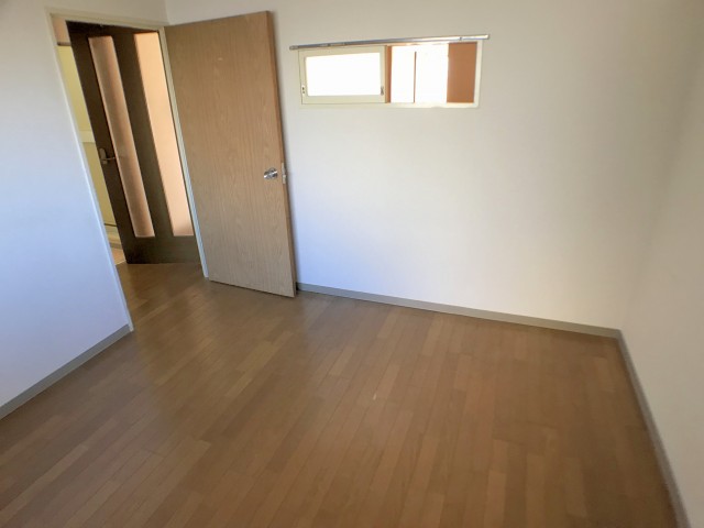 東建柏木マンション 洋室