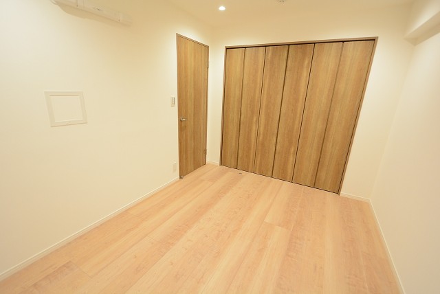 エンゼルハイム馬事公苑 洋室①