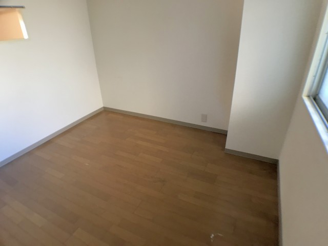 東建柏木マンション 洋室