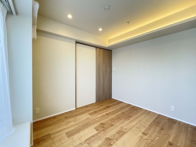 ライオンズマンション渋谷道玄坂 洋室2