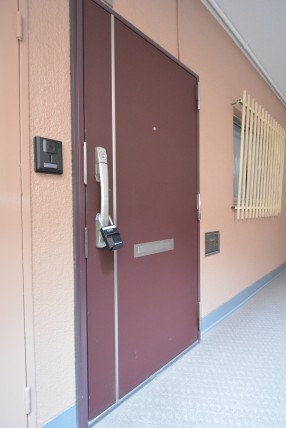 築地永谷コーポラス 玄関