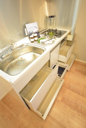 築地永谷コーポラス キッチン