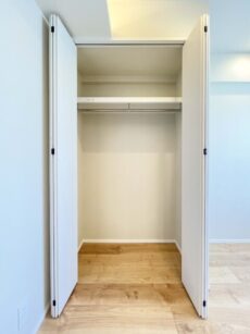 ライオンズマンション渋谷道玄坂 洋室2