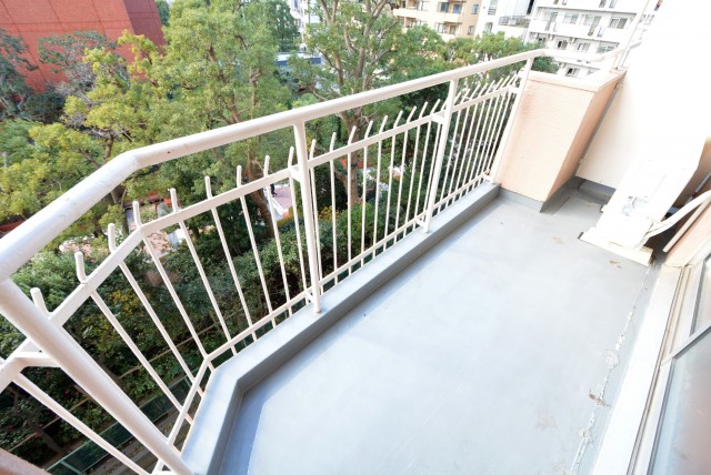 築地永谷コーポラス バルコニー