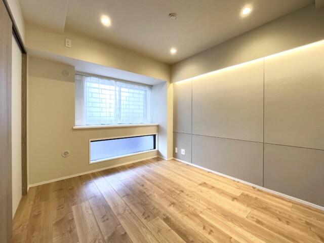 ライオンズマンション渋谷道玄坂 洋室1