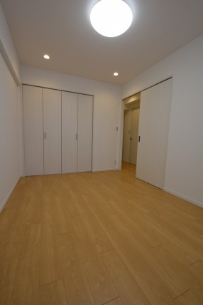 ７．３帖　洋室