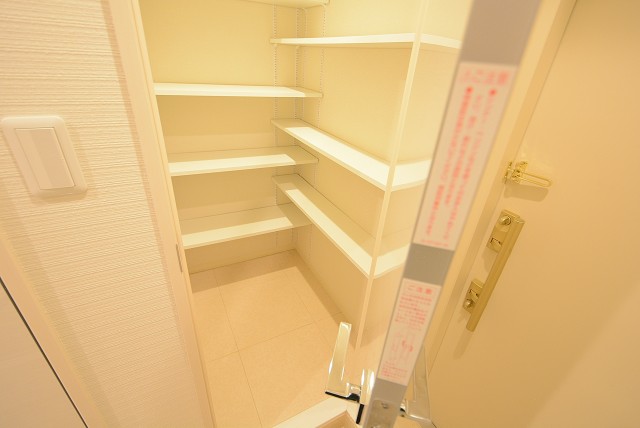 ダイアパレス自由ヶ丘　玄関