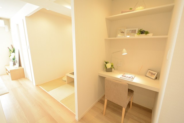 ダイアパレス自由ヶ丘 デスク