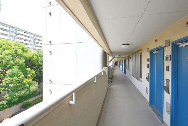 馬事公苑前ハイム (1)　廊下