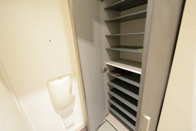 上馬ハイホーム 玄関