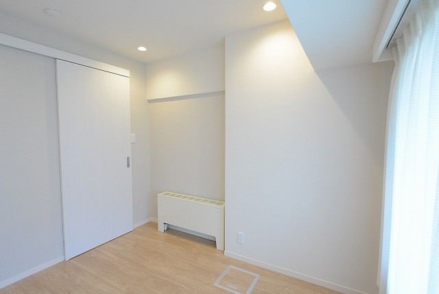 馬事公苑前ハイム 　洋室１