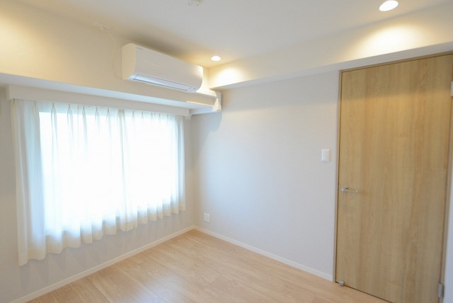 馬事公苑前ハイム 　洋室１