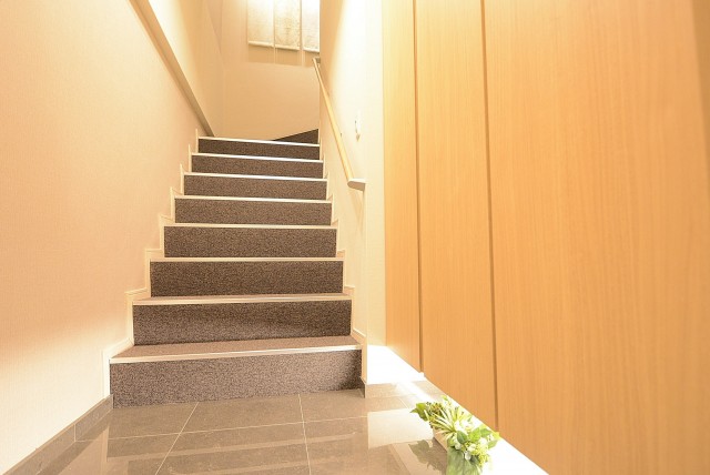 馬事公苑前ハイム (5)　玄関