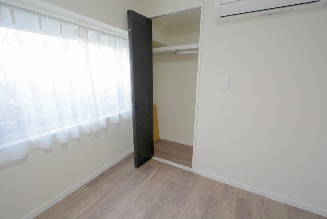 上馬ハイホーム 洋室1