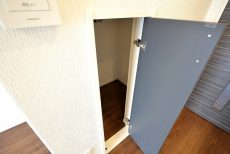 経堂セントラルマンション3F 収納