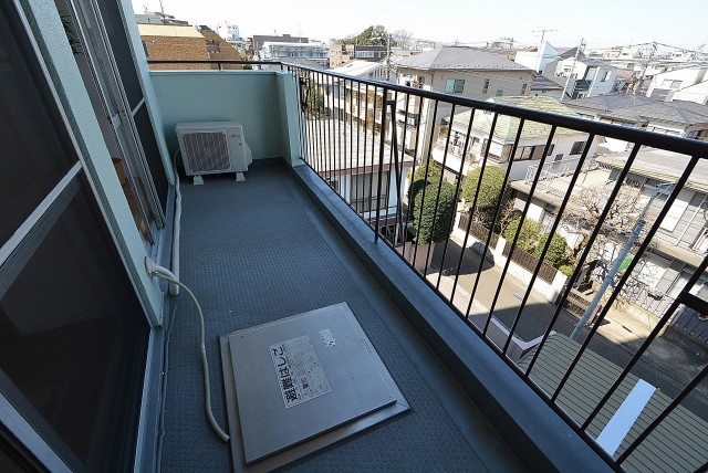東海経堂マンション4F バルコニー