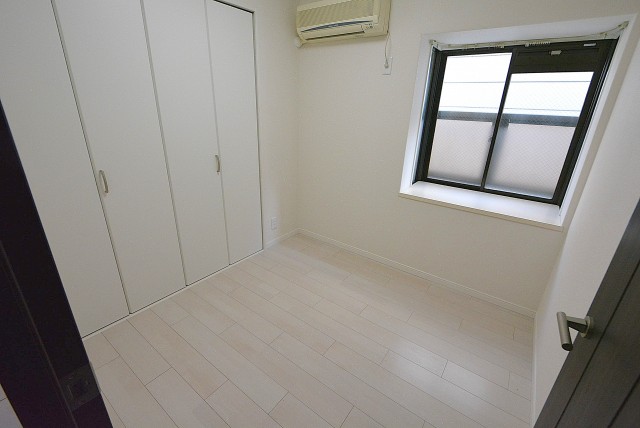 ライオンズマンション上用賀 洋室1