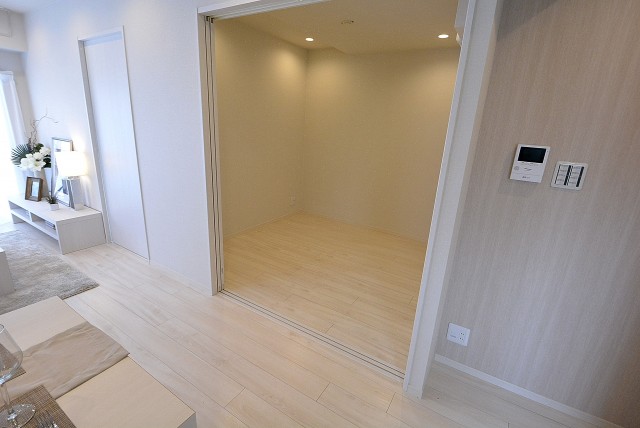 啓明宮前橋マンション 洋室1