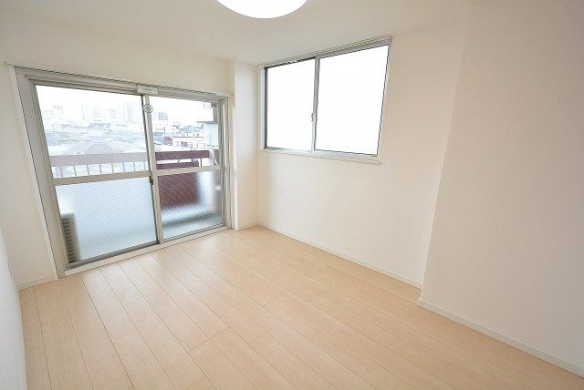 上馬コーポラス 洋室1