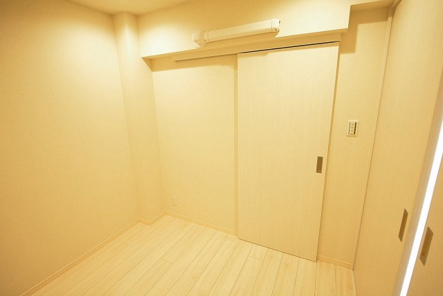 啓明宮前橋マンション 洋室1