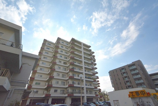 弦巻リハイム外観