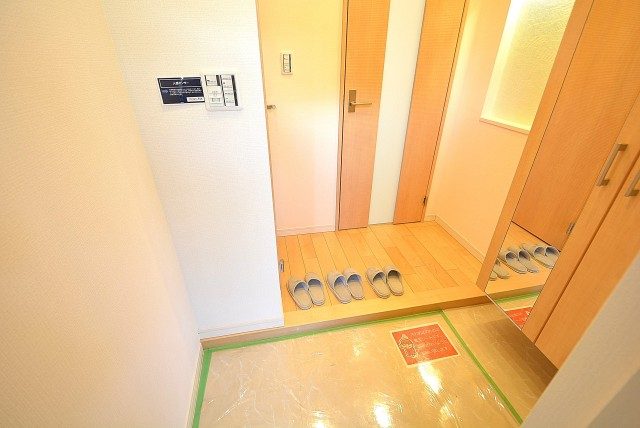 柿の木坂サニーハイツ 玄関