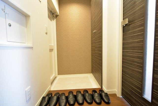 経堂セントラルマンション3F 玄関