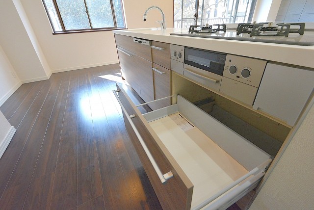 深沢ホームズ キッチン