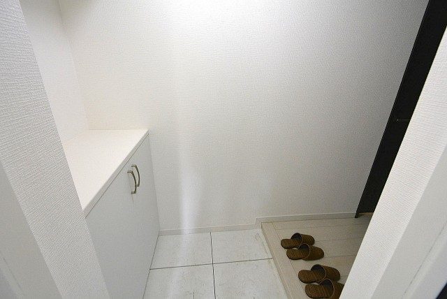 ライオンズマンション上用賀 玄関 