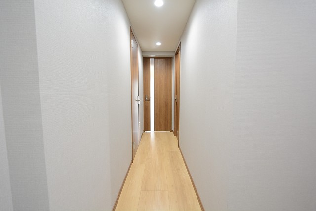 都立大バロンズコート 玄関