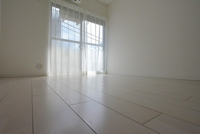 ライオンズマンション上用賀 洋室3