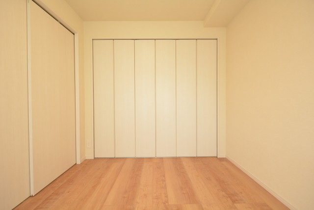 ライオンズマンション上用賀 洋室1