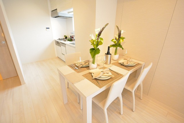 啓明宮前橋マンション LDK