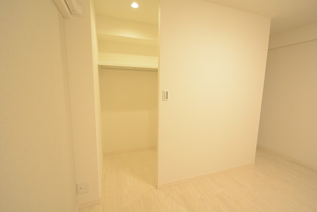 シャルム成城 洋室①