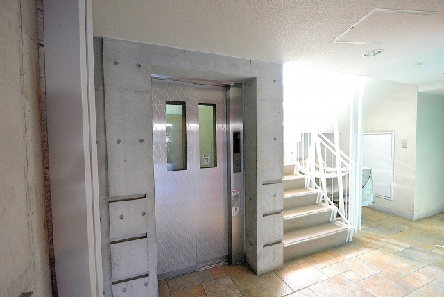 ジェイパーク桜新町403 廊下 (4)