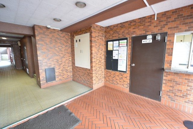 柿の木坂サニーハイツ エントランス