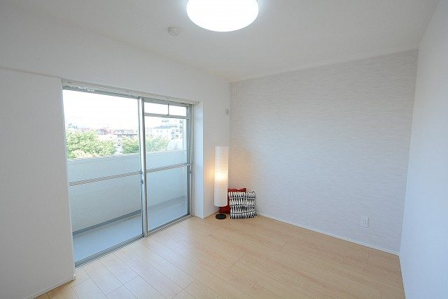 経堂セントラルマンション 洋室南