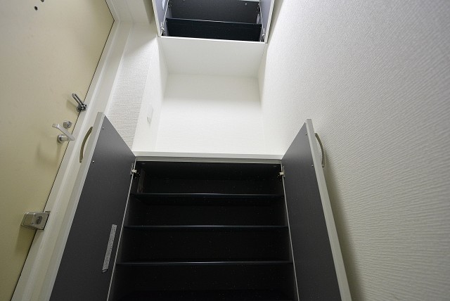 ライオンズマンション上用賀 玄関 (11)