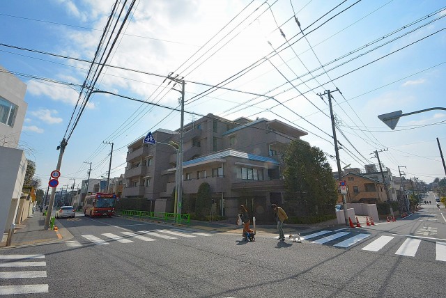 深沢ホームズ 外観