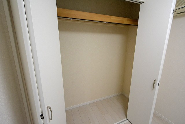 ライオンズマンション上用賀 洋室1