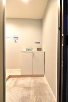 都立大第２コーポラス 玄関