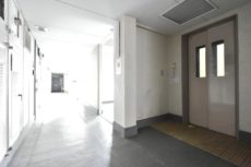 駒沢コーポラス 玄関