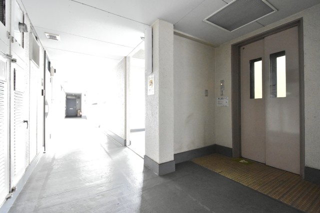 駒沢コーポラス 玄関