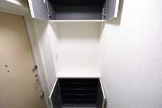 ライオンズマンション上用賀 玄関 