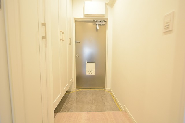 東海経堂マンション 玄関