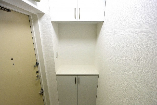 ライオンズマンション上用賀 玄関 (8)