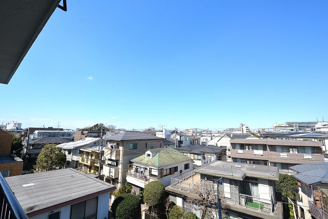 東海経堂マンション4F バルコニー